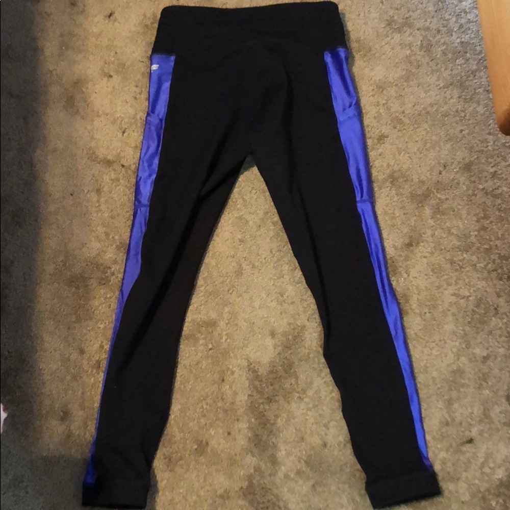 Fabletics Elevate Two Piece Set - image 5